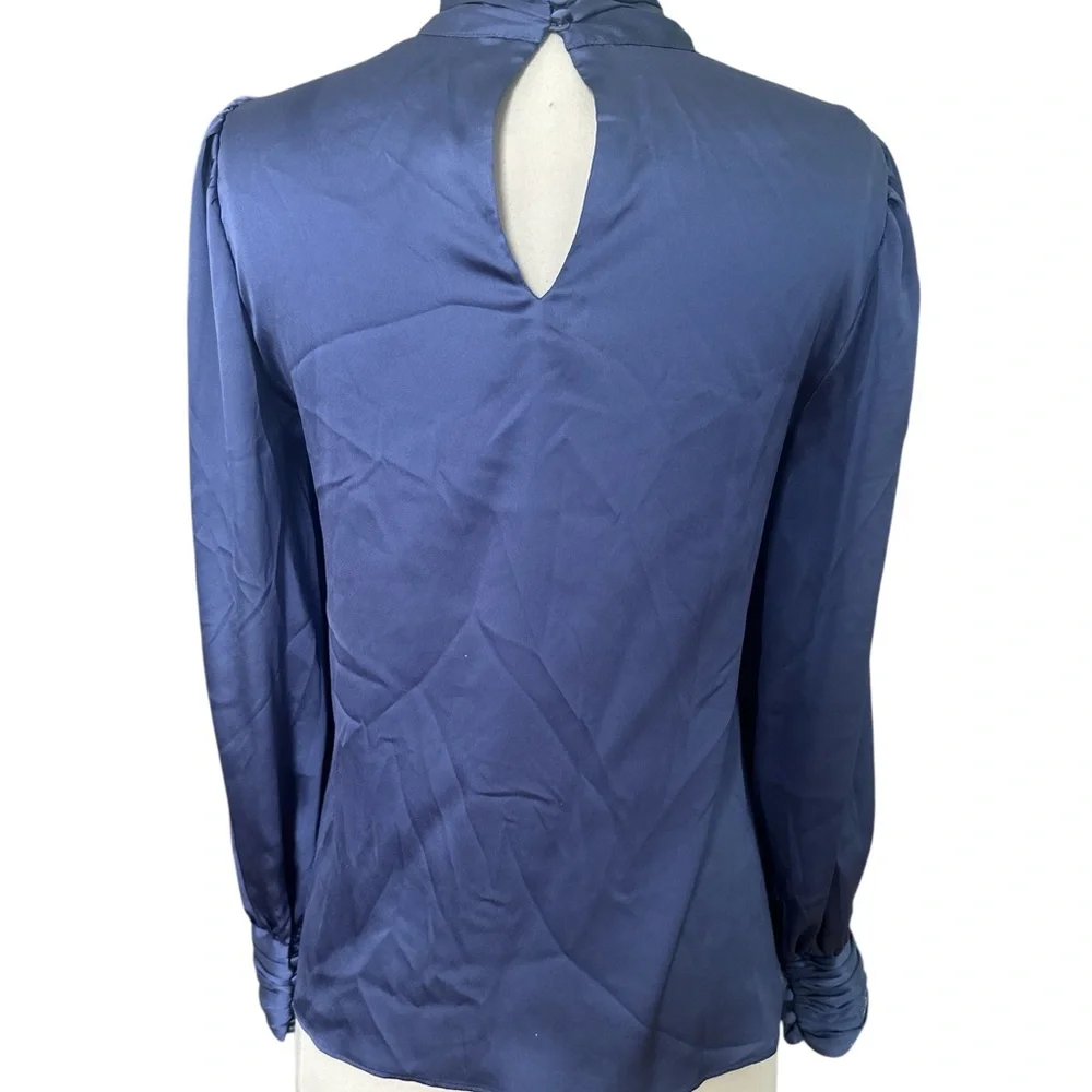 White House Black Market Blue Long Sleeve Pleated Blouse - Picture 4 of 4